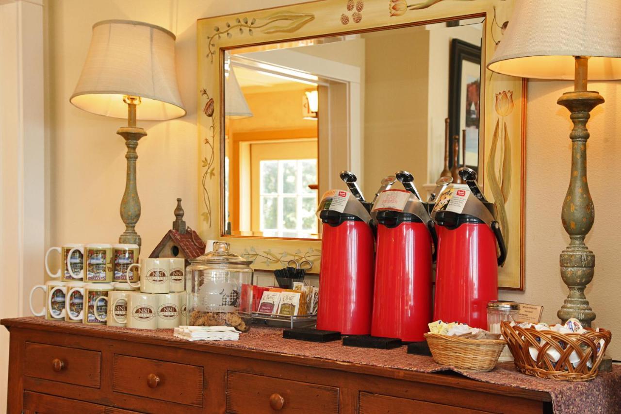 Saratoga Inn Langley Zewnętrze zdjęcie