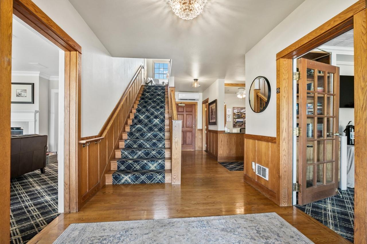 Saratoga Inn Langley Zewnętrze zdjęcie