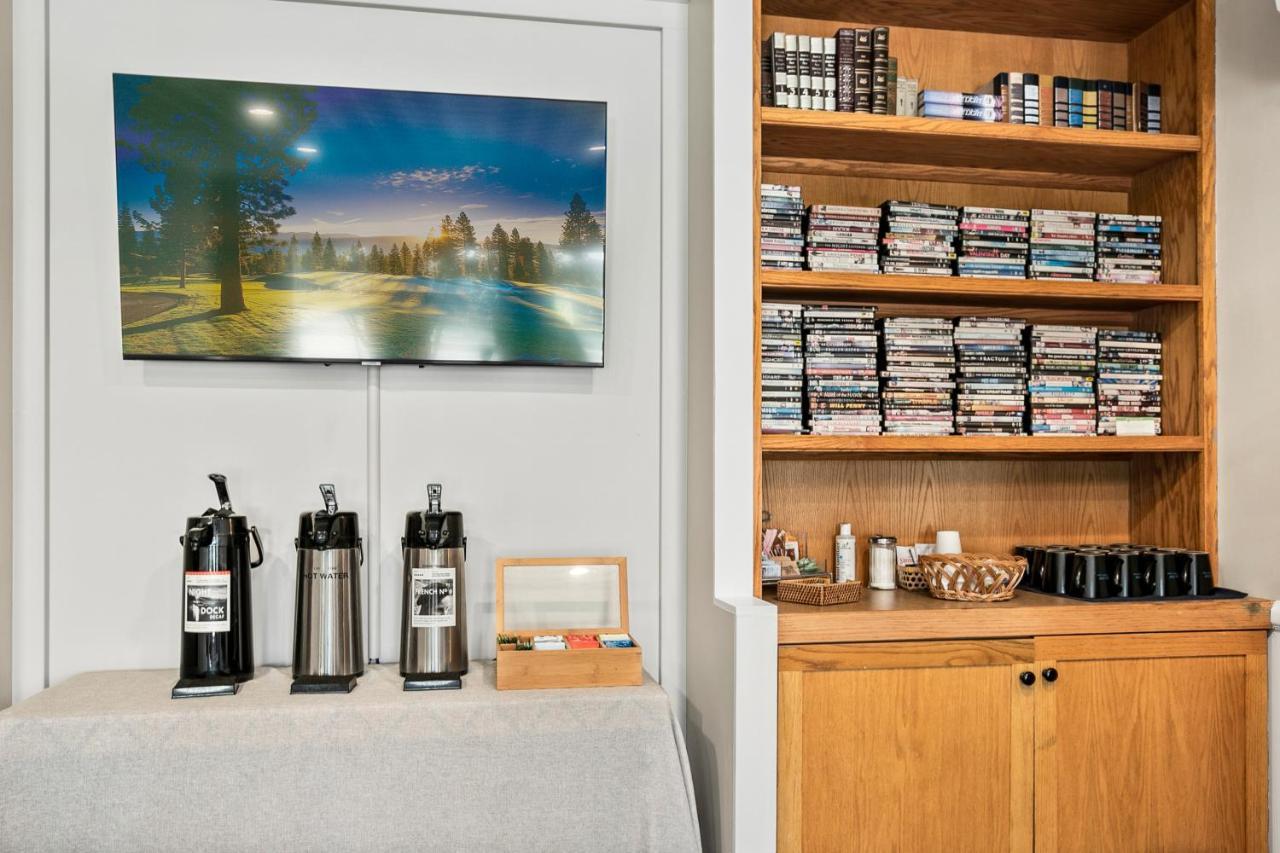 Saratoga Inn Langley Zewnętrze zdjęcie